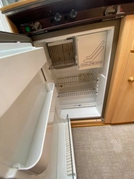                         Kanus Sudwind Country 430, dmc 900 kg - zdjęcie 5
                        