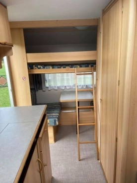                         Kanus Sudwind Country 430, dmc 900 kg - zdjęcie 6
                        