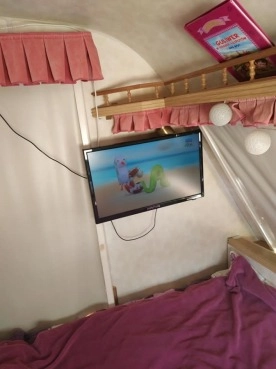                         Przyczepa Compass Connoiseur 400/2. Rok 1998 - zdjęcie 2
                        