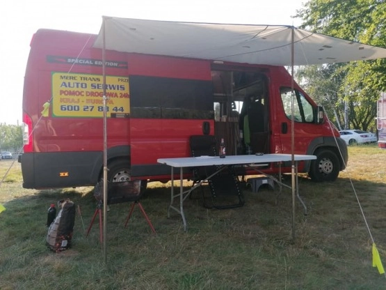                         Kamper Citroen Jumper L4H3 - zdjęcie 18
                        