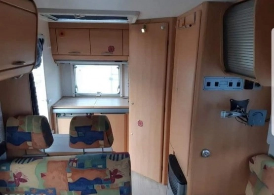                         Kamper Hymer Swing - zdjęcie 7
                        