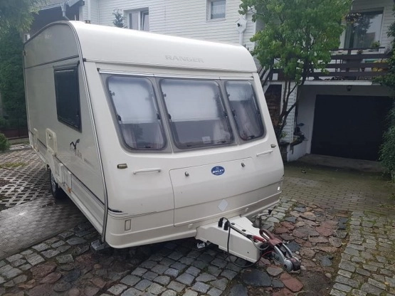                         Przyczepa kempingowa Bailey z moverem i namiotem dla 5 osób, dmc 1135 kg - zdjęcie 3
                        