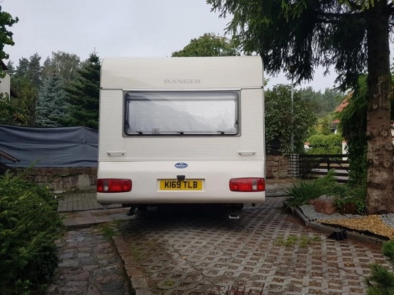                         Przyczepa kempingowa Bailey z moverem i namiotem dla 5 osób, dmc 1135 kg - zdjęcie 7
                        