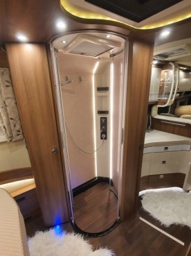                         Camper  Carthago  Chic S-Plus I 52 QB   nowy , lipiec 2020r - zdjęcie 14
                        