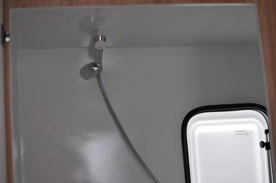                         Nowa Przyczepa 4os. N-Cross Ogrzewanie, Toaleta, Prysznic, Ciepła woda, łóżka piętrowe, Dostępna Faktura VAT - zdjęcie 19
                        