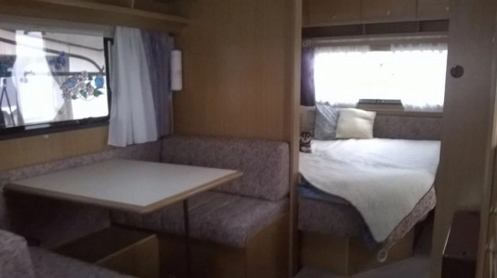                         Sprzedam przyczepę Dethleffs Beduin L 2-osiową - zdjęcie 5
                        