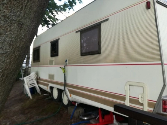                         Sprzedam przyczepę Dethleffs Beduin L 2-osiową - zdjęcie 7
                        