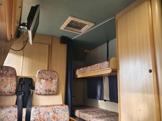                         Camper Fiat Ducato 2.5 TD 96 rok Mobilvetta - zdjęcie 15
                        