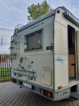                         Camper Fiat Ducato 2.5 TD 96 rok Mobilvetta - zdjęcie 16
                        