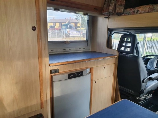                         Camper Fiat Ducato 2.5 TD 96 rok Mobilvetta - zdjęcie 18
                        
