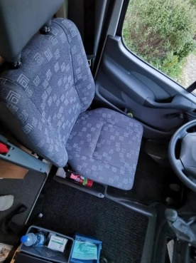                         Mercedes Sprinter Ahorn 2x klima, Webasto, garaż na motocykl - zdjęcie 7
                        