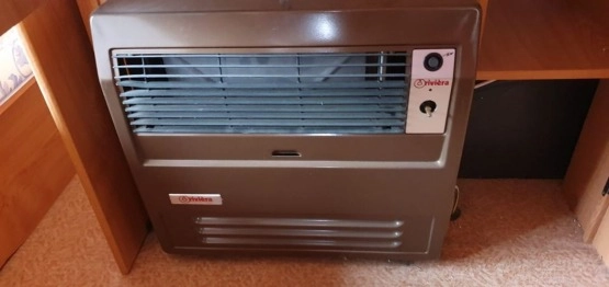                         Przyczepa Caravelair z 1995 r. - zdjęcie 12
                        