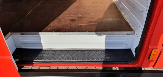                         Mercedes Vario z 1998 r. Wyjątkowa baza pod kampera! - zdjęcie 4
                        