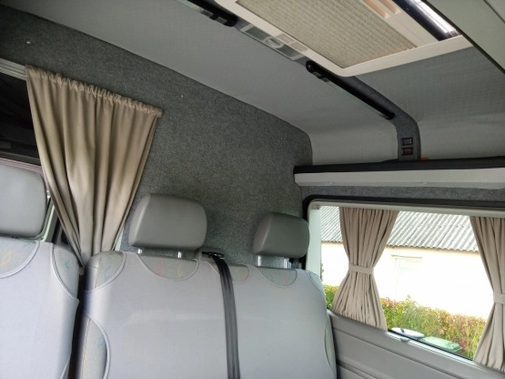                         VW T5 kamper - zdjęcie 13
                        