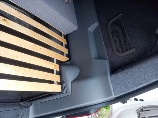                         VW T5 kamper - zdjęcie 18
                        