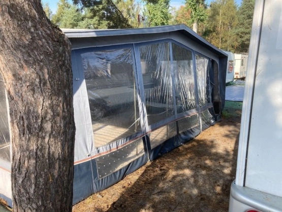                         Przyczepa Fendt Joker E 615 TM, rok prod. 1994, DMC 1500 kg - zdjęcie 10
                        