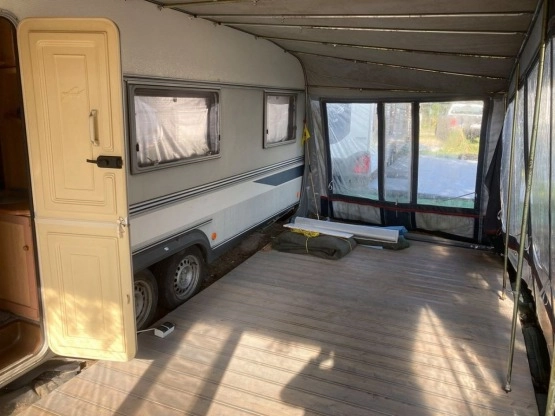                         Przyczepa Fendt Joker E 615 TM, rok prod. 1994, DMC 1500 kg - zdjęcie 13
                        