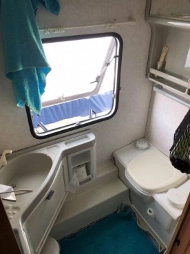                         Przyczepa Fendt Joker E 615 TM, rok prod. 1994, DMC 1500 kg - zdjęcie 24
                        