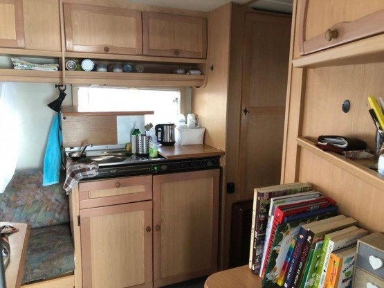                         Przyczepa Fendt Joker E 615 TM, rok prod. 1994, DMC 1500 kg - zdjęcie 26
                        