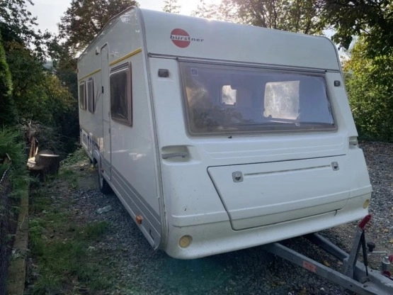                         Przyczepa kempingowa Burstner Ventana 530, dmc 1380 kg, solar, przedsionek - zdjęcie 2
                        