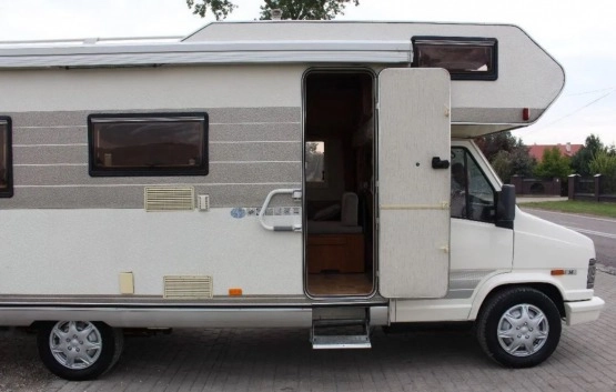                         Fiat Ducato HYMER 2.5 TD *6 osób*Tylko 153 tys. km*STAN IDEALNY*SOLAR*Bagażnik rowerowy*Markiza* - zdjęcie 16
                        