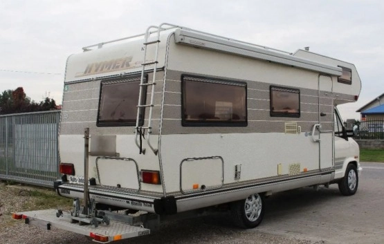                         Fiat Ducato HYMER 2.5 TD *6 osób*Tylko 153 tys. km*STAN IDEALNY*SOLAR*Bagażnik rowerowy*Markiza* - zdjęcie 3
                        