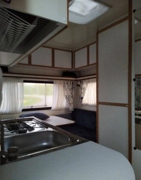                         Mitsubishi L300 - zdjęcie 11
                        