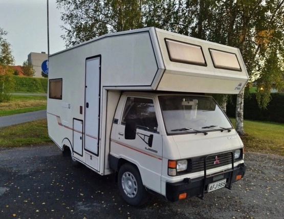                         Mitsubishi L300 - zdjęcie 1
                        