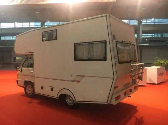                         Mitsubishi L300 - zdjęcie 8
                        