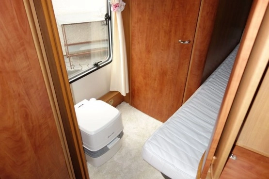                         Przyczepa kempingowa FENDT TOPAS 590 2010 rok. Idealna od właściciela - zdjęcie 16
                        