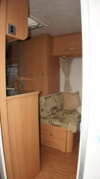                         Przyczepa kempingowa Adria Altea 390 DS - zdjęcie 10
                        