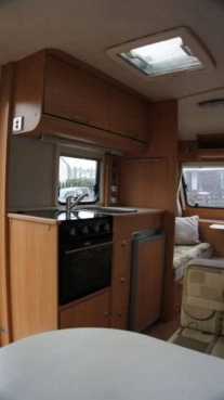                         Przyczepa kempingowa Adria Altea 390 DS - zdjęcie 4
                        