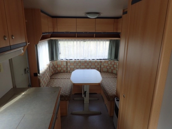                         SPRZEDANA KNAUS Eifelland Holiday 460 TU  DMC 1200 Solidna i zadbana przyczepa z przedsionkiem             - zdjęcie 4
                        