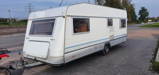                         Przyczepa kempingowa Knaus 1991 r. DMC 1300kg - zdjęcie 1
                        