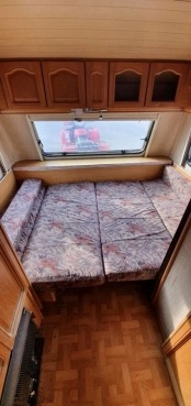                         Przyczepa kempingowa Knaus 1991 r. DMC 1300kg - zdjęcie 4
                        