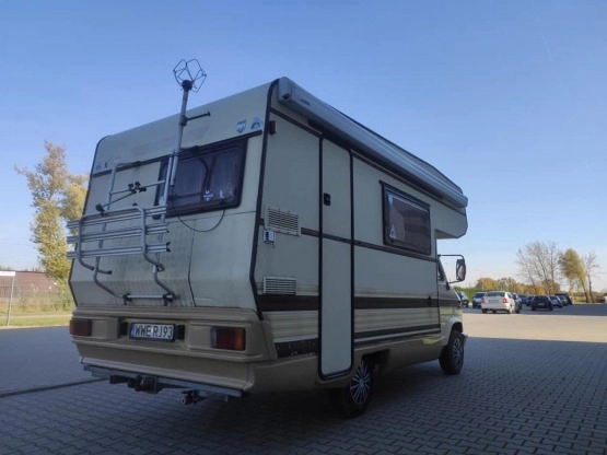                         Kamper Fiat Ducato, piękny stan, niezawodna jednostka, Kraków - zdjęcie 17
                        