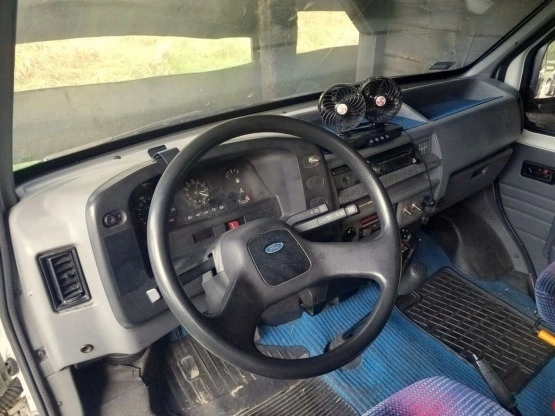                         Kamper Ford Transit Nugget Westfalia najszybszy w klasie - zdjęcie 2
                        