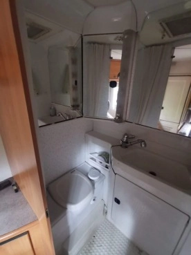                         Fiat Ducato Hymer Swing - zdjęcie 15
                        