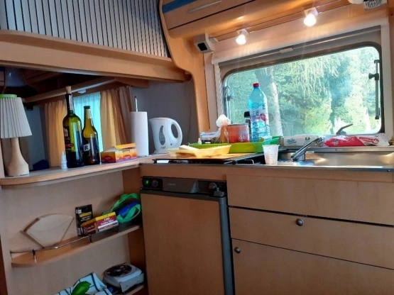                         Przyczepa Beyerland Vitesse - zdjęcie 2
                        