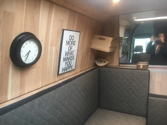                         Wyjątkowy kamper - zdjęcie 1
                        