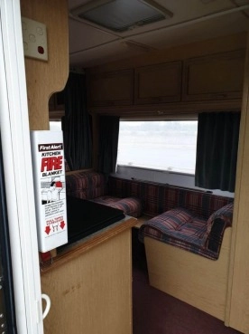                         Abbey GTS Vogue 417 z 1998 r. - zdjęcie 17
                        