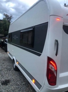                         Hobby de Luxe 460, przedsionek Isabella, solar - zdjęcie 10
                        