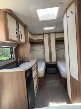                         Hobby de Luxe 460, przedsionek Isabella, solar - zdjęcie 8
                        