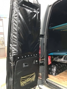                         Renault Trafic Kamper - zdjęcie 15
                        