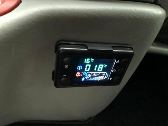                         Renault Trafic Kamper - zdjęcie 9
                        