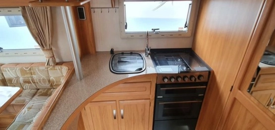                         Fleetwood Heritage 640 EB - zdjęcie 8
                        