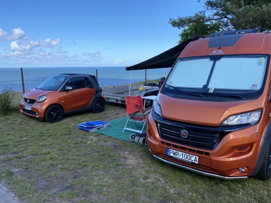                         Samochód kempingowy Adria Kastenwagen 640 SLX Maxi + Smart Cabrio ForTwo - zdjęcie 5
                        