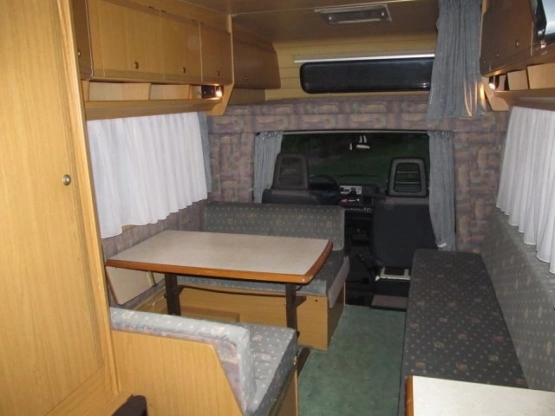                         Kamper Citroen C-25 - zdjęcie 5
                        