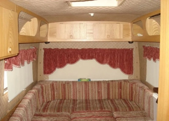                         Kamper Mercedes-Benz - zdjęcie 15
                        