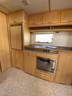                         Przyczepa TEC 2003 r. - zdjęcie 17
                        